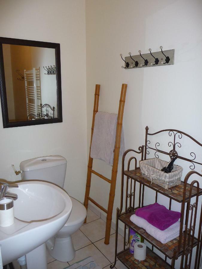 Chambre D'Elisabeth A La Ferme Montepilloy Экстерьер фото